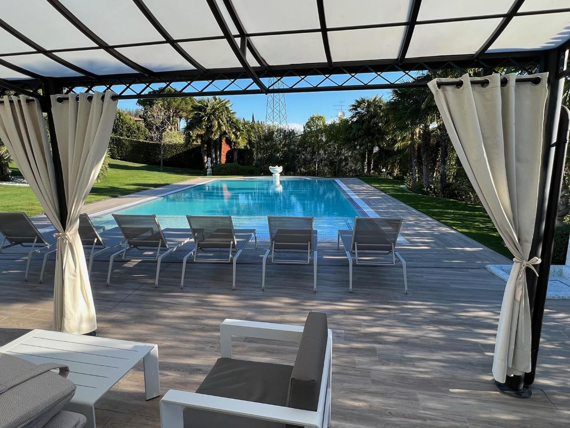 Villa Angela - Italian Homing Ντεζεντσάνο ντελ Γκάρντα Εξωτερικό φωτογραφία